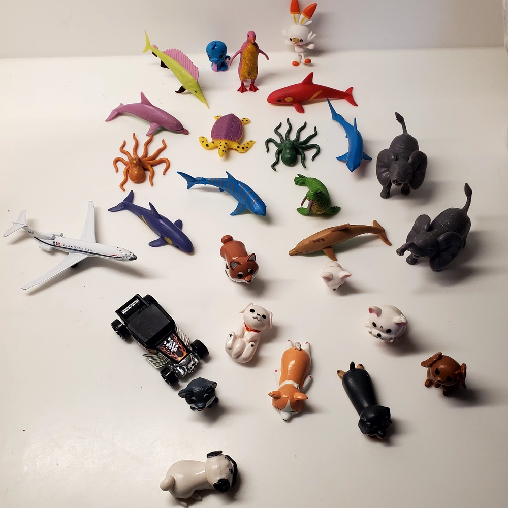 Assorted Animal Figurines Set